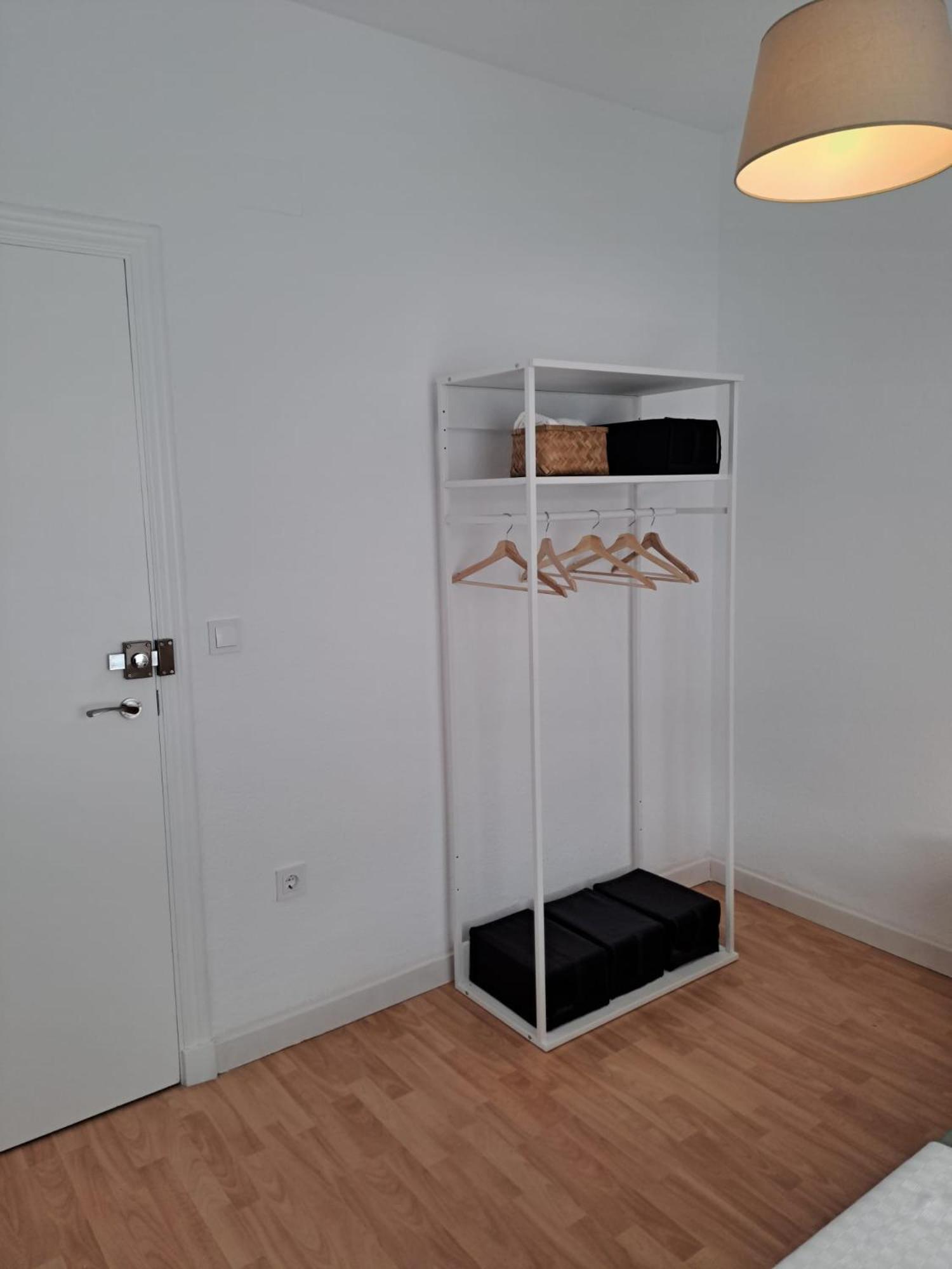 Apartamento Compartido Hab Privadas Playa De La Caleta Cádiz Exterior foto